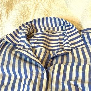 Love Tree Blue and White Casual Button Down Shirt